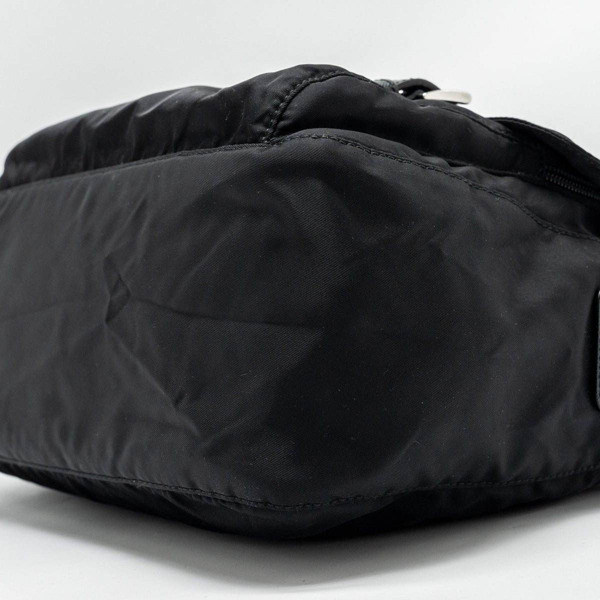 MESSENGER BAG RE-NYLON BLACK SHW