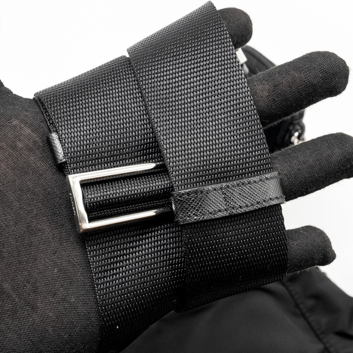 MESSENGER BAG RE-NYLON BLACK SHW